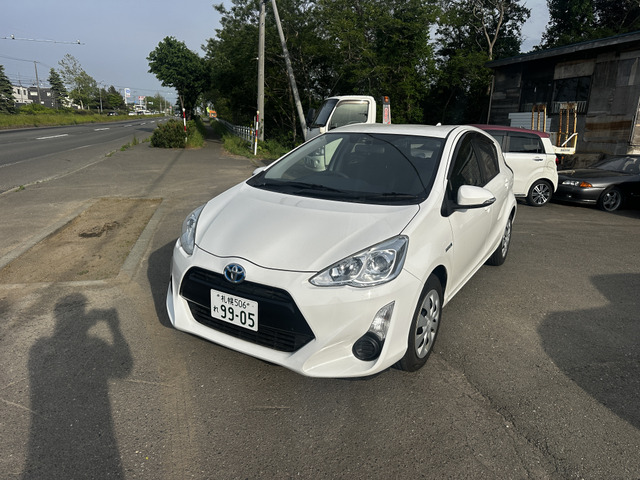 トヨタ アクア 