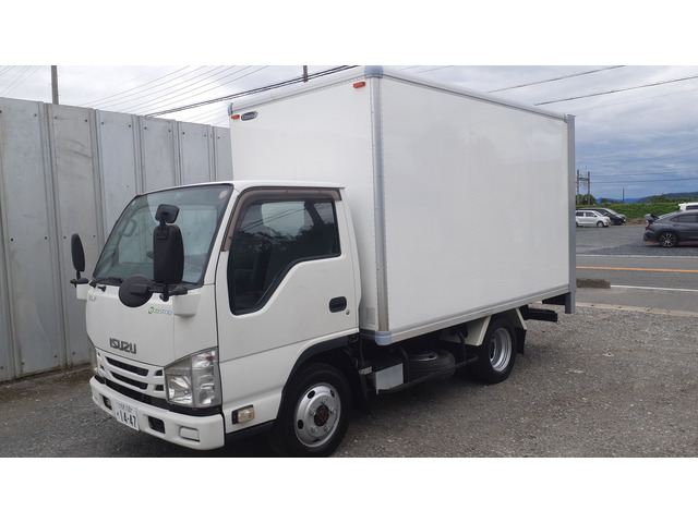 エルフ  4WD パネルバン オートマ 車検付