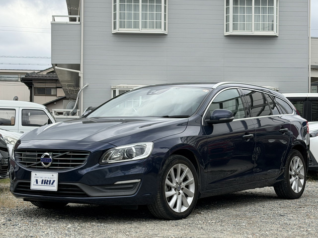 ボルボ V60 