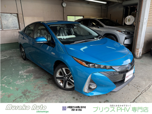 トヨタ プリウスPHV 