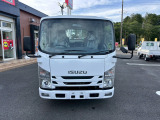 エルフ  2t積・平ボディ・ロング・全低床・AT車