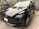 アウディ Q7