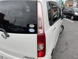 程度が悪い車が安いのは当たり前です。当店はコストを安く!薄利多売価格設定でお客様が良質安価な車両に出会える事にこだわっております。少し年式が古くても程度の良い車両は沢山あります!