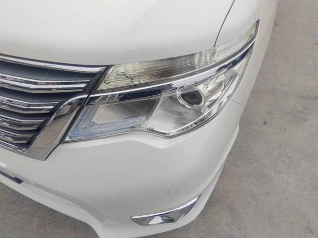 日産 セレナ 2.0 ハイウェイスター Vセレクション+Safety II S-HYBRID