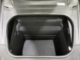 新車時からのディーラーでの整備記録簿も残っており素性の良さを物語っています。