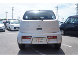 自動車保険もご相談ください。当店は三井住友海上、あいおいニッセイ同和損保の代理店です。保険担当が万一の際は連携を取って迅速にご対応致します。代車・レンタカーもご用意できますのでご安心ください。