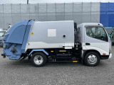 デュトロ 塵芥車 2t積プレス式パッカー車4.3立米AT