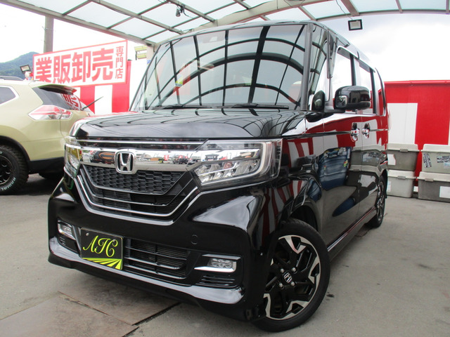ホンダ N-BOXカスタム 