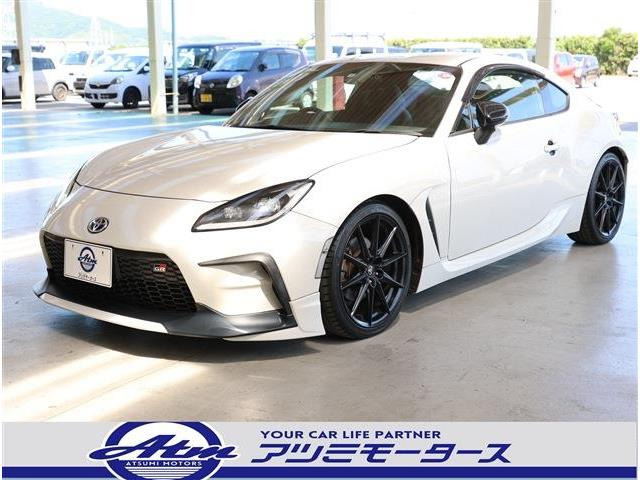 GR86 2.4 RZ GRスポイラー・車高調・ナビ・Bカメラ