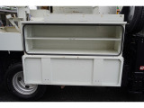 中古車に保証を付ける事は自信のある車両を仕入れ販売する事、 粗悪なエンジン・ミッションの車両を販売しない事、 整備点検をしっかりする事です。 当店とお客様の信用!