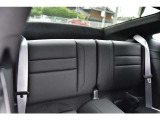 【徹底した納車前点検】ご納車前に、担当整備士と営業担当がエンジン、ミッション、エアコン等、内装の計器一つまで全て細かく点検を行い、約100キロの走行テストを夜間、高速走行を含め実施致しております。