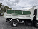 右側荷台:コボレーンはオートコボレーンです!シートが自動で開閉する装置が付いています!もちろん作動良好です!いすゞフォワードダンプ平成26年,車検1年付,走行距離7万㎞台