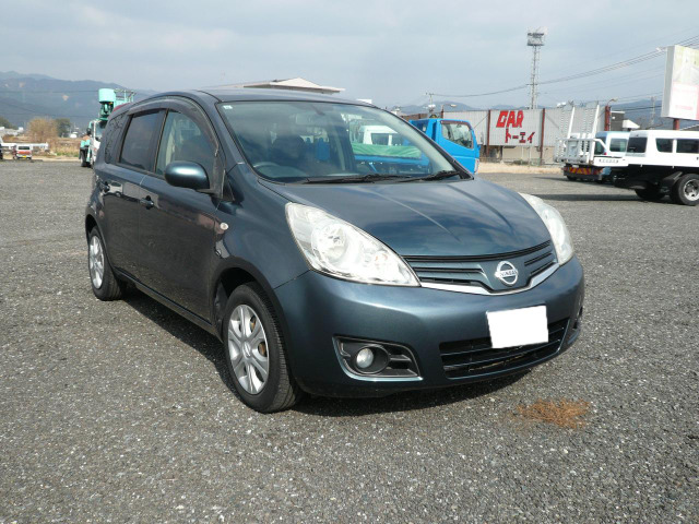 ノート 1.5 15X SV 低走行車 フルフラット スマートキー