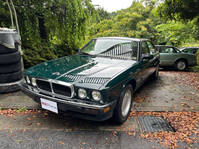 XJ XJ6-3.2 