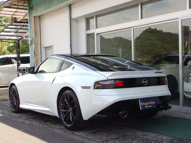 日産 フェアレディZ 3.0 バージョン ST ユーザー買取 禁煙車 純ナビ