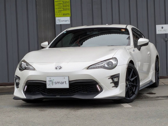86 2.0 GT 後期フェイス/車高調/RECARO