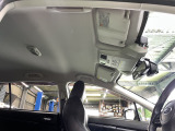 ★くつろげる店内★喫茶店のような店内です。ゆっくりとくつろぎながらお車のご相談をさせていただけます。
