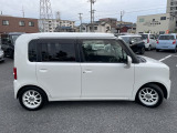 自動車保険もご相談ください。当店は三井住友海上、あいおいニッセイ同和損保の代理店です。保険担当が万一の際は連携を取って迅速にご対応致します。代車・レンタカーもご用意できますのでご安心ください。