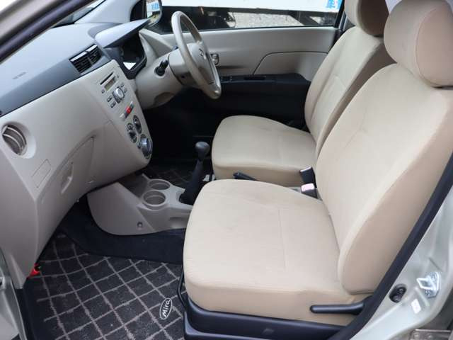 ダイハツ ミラ L 5MT マニュアル の中古車詳細 (100,000km, シャンパン