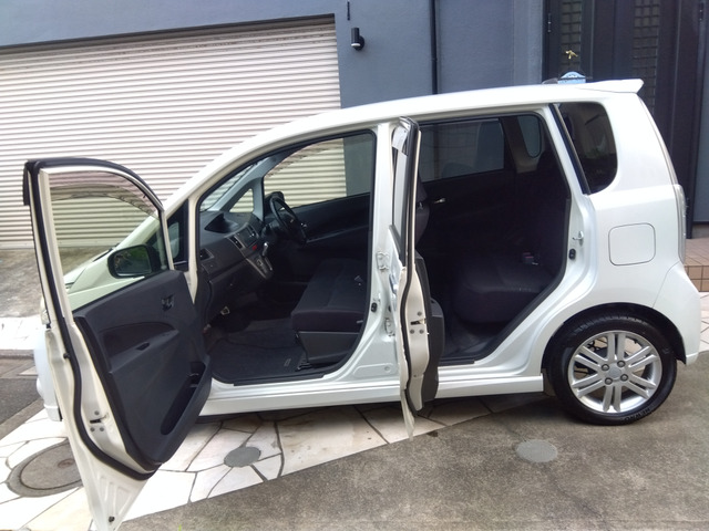 ダイハツ ムーヴカスタム RS ターボ ナビ・ETC 車検→令和9年1月 の 