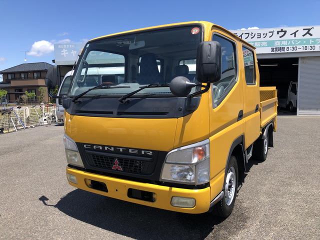 キャンターガッツ 3.0 ダブルキャブ ロング 全低床 DX ディーゼル 4WD 垂直パワーゲート