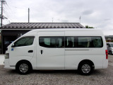 NV350キャラバン 2.5 チェアキャブ M仕様 車いす2脚仕様 アラウンドビュー