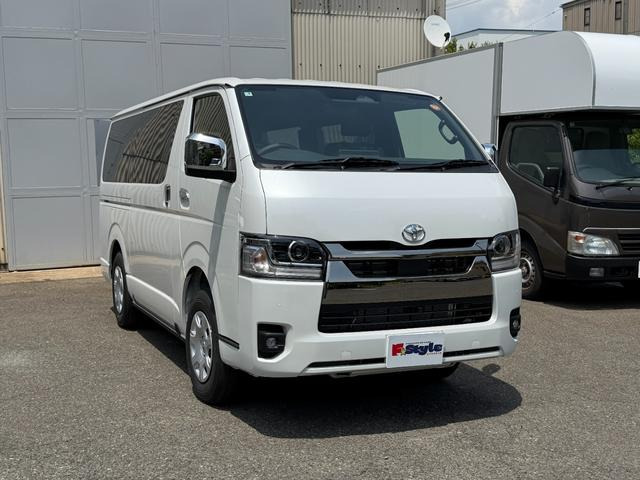 トヨタ ハイエースバン 