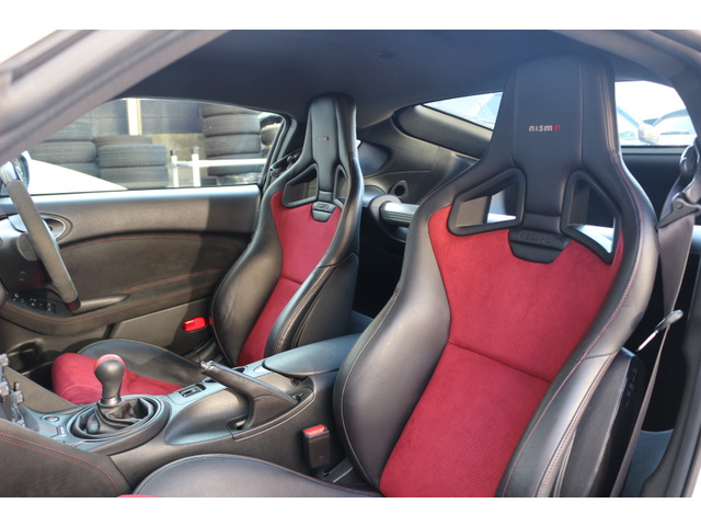 日産 フェアレディZ 3.7 NISMO の中古車詳細 (23,500km, パール
