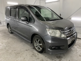 お車と一緒に新品タイヤ(ホイール付き)をご希望の方にはお得な価格にてご提供しております。常時在庫がありますので、いつでもご確認いただけます。