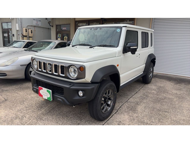 ジムニーノマド 1.5 FC 4WD 登録済み未使用車