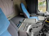 クオン  新明和8.5t ダンプ エスコット3