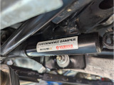 ☆NISMOパフォーマンスダンパー!剛性アップだけでは対処できないボディの微振動や歪みを吸収し、「操縦安定性」と「上質な乗り心地」を高い次元で両立させているのが最大の特徴です!