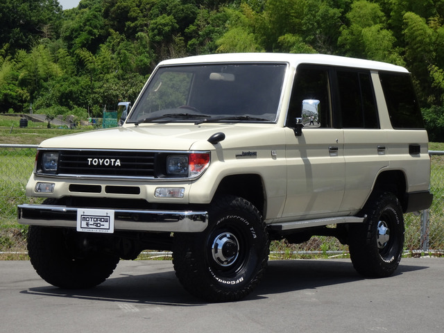 トヨタ ランドクルーザープラド 