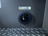 FFヒーターの吹き出し口は足元にあるので全体が暖まります!