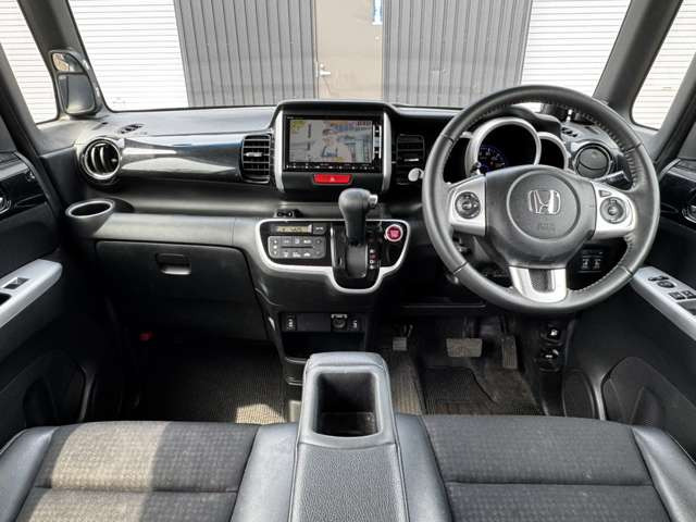 ホンダ N-BOXカスタム G ターボ Lパッケージ 4WD スタッドレス有