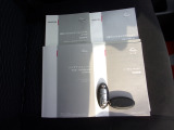 新車時保証書メンテナンスノート完備。スマートキー2個あります。
