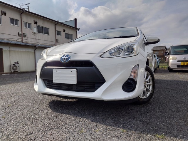 アクア 1.5 L 下取り車 ナビ TV ETC