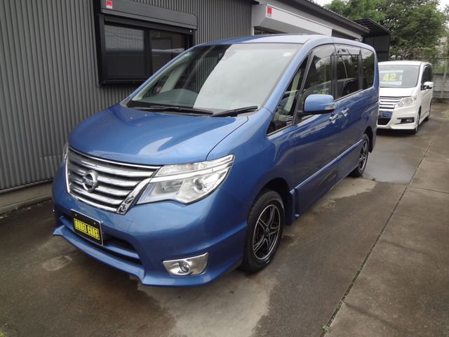 セレナ 2.0 ハイウェイスター 4WD クロスギアパッケージ ワンオーナー