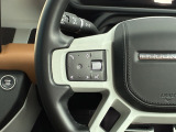 運転中も操作しやすい、ステアリングスイッチ付き!