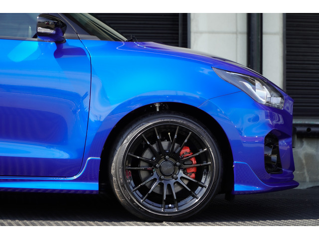 スズキ スイフト 1.4 スポーツ ZC33S ファイナル エディション 新品