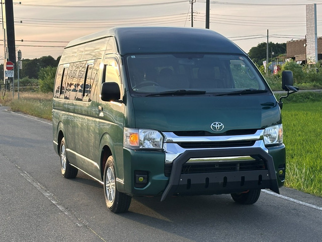 ハイエースコミューター2.5 GL ディーゼル 4WDパワーステアリング パワーウインドウ ナ