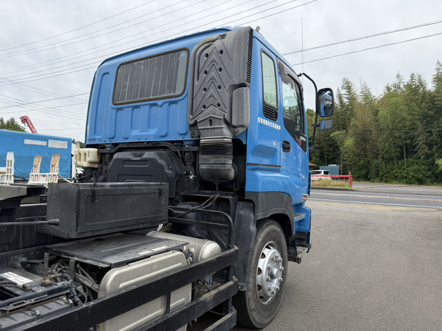 いすゞ ギガ ダンプ 最大積載量9300kg 380馬力 の中古車詳細 (398,636