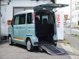 福祉車両車いす移動車ハイブリッドXリヤシート付