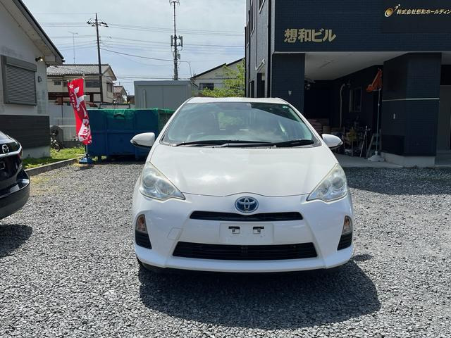 アクア 1.5 L L