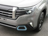 夜間走行の安全性を高めるステアリング連動ヘッドランプ!フルLEDハイ&ロービームランプとLEDフロントフォグランプ!!