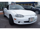 エンジン、ミッションなど金額の大きな箇所も無料修理♪代車もご用意!☆自社保証☆安心3ヶ月間の無料保証付。カーセンサーアフター保証も有り☆1年～2年更新保証もご用意有ります。輸入車は1年保証～有償のみです。