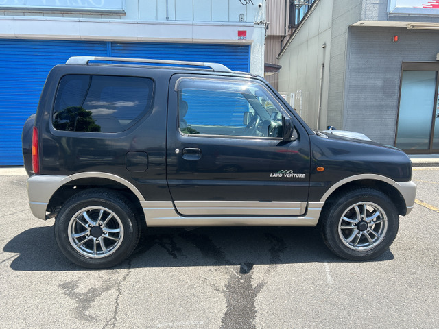 ジムニー[ 特別仕様車/ ランドベンチャー/ 4WD/ ターボ/ 車検2年付] スズキ ジムニー ランドベンチャー 4WD 車検2年 の中古車詳細 (117,531