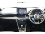 ヤリス 1.5 ハイブリッド X 走行8800km 軽減B ナビ ETC