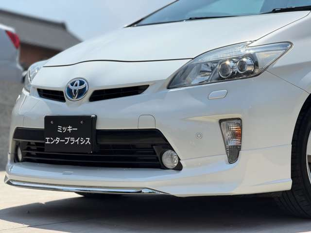 トヨタ プリウス 1.8 G ツーリングセレクション サンルーフ ソーラー
