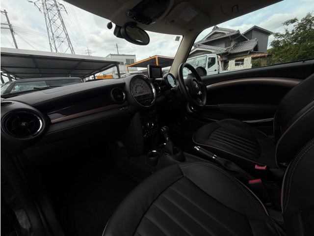 BMW MINI ミニクラブマン クーパー 後期型 レザーシート 車検整備付 の